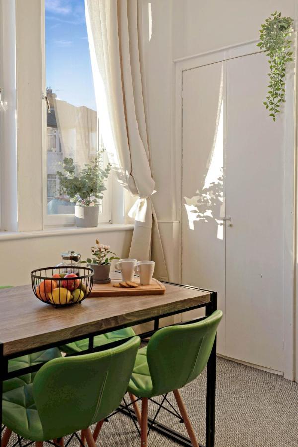 Cozy With Character Logie Green Central Main Door Flat Edinburgh Exterior photo