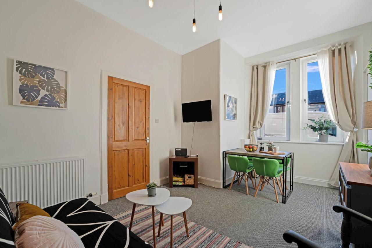 Cozy With Character Logie Green Central Main Door Flat Edinburgh Exterior photo